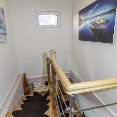 Rhodes Views Апартаменти *