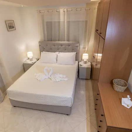 Rhodes Views Апартаменти *