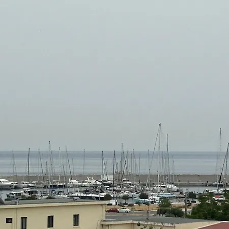 Rhodes Views Apartment