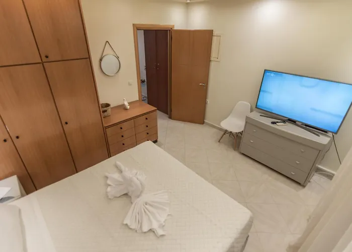 Rhodes Views דירה