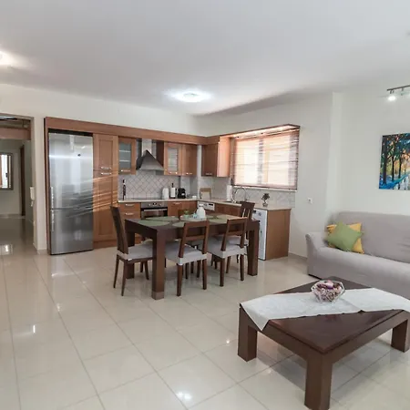 Rhodes Views Apartment