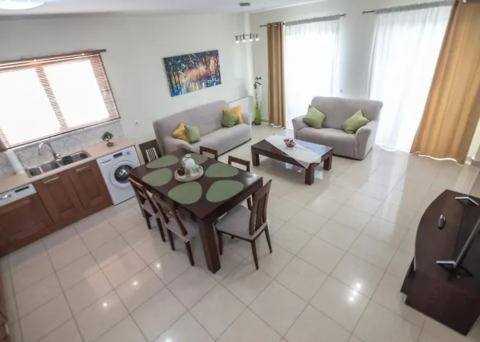 Rhodes Views * Rhodes City